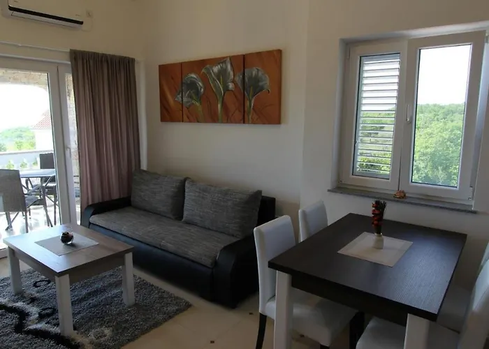 Jela Guest house