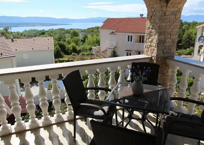 Jela 3* Sveti Vid-Miholjice