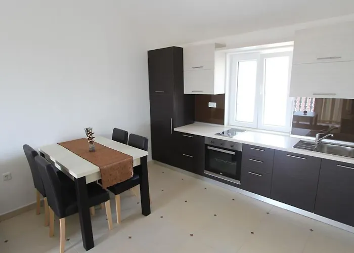 Jela 3* Sveti Vid-Miholjice